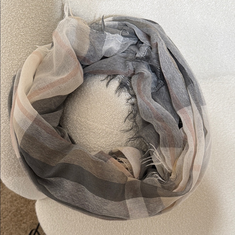 Lightweight Gray & Cream infinity Striped Scarf